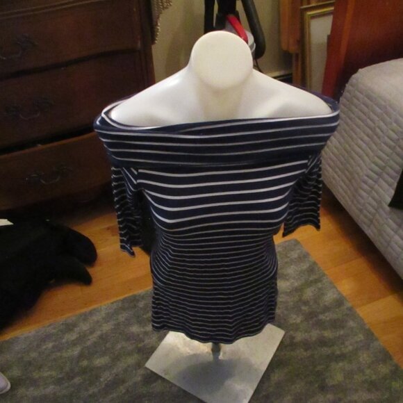 FRENCH CONNECTION NAVY STRIPED OFF SHOULD LADIES TOP SZ m - Picture 1 of 3